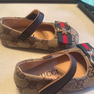 Gucci shoes